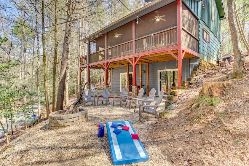 Secluded Cherry Log Cabin w/ Hot Tub + Swings! - Image 1