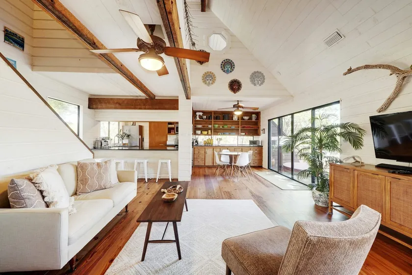 Pool, Serene Views, Airy Hillside Home - Skyfall - Image 1