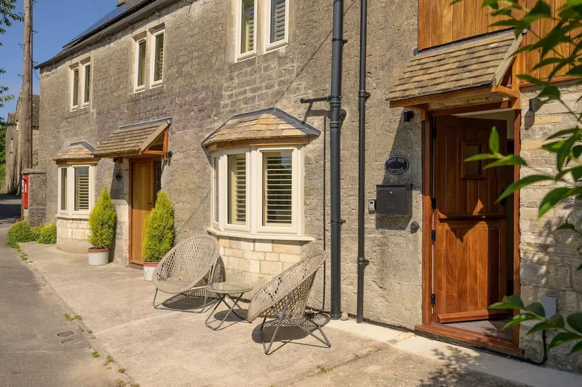Beautiful Cottage in Idyllic Cotswolds Village - Image 1
