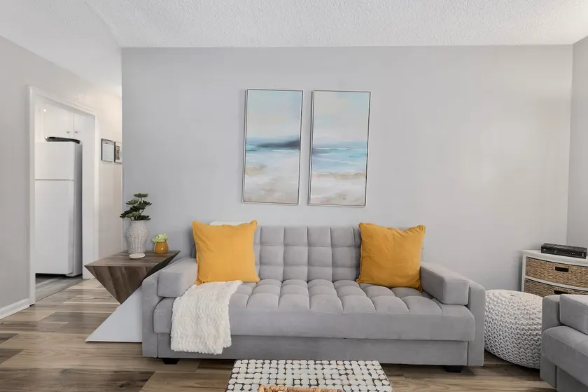 Cozy 2BR Home_w/King Beds_Olathe Stay+Dogs Ok - Image 1