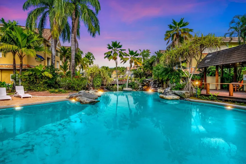 Linaria Lakes - Resort Style living - Image 1