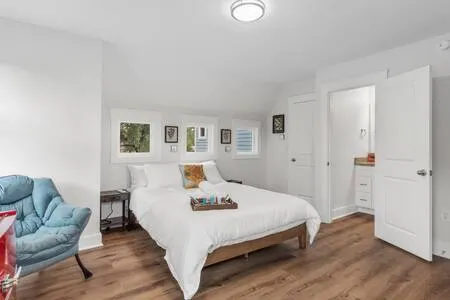The Artists Suite - Image 1