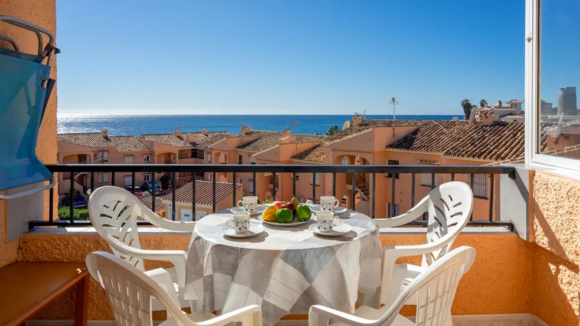 Cozy seaview getaway - Image 1