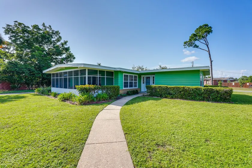 Walk to Ocean: Home in Panama City Beach! - Image 1