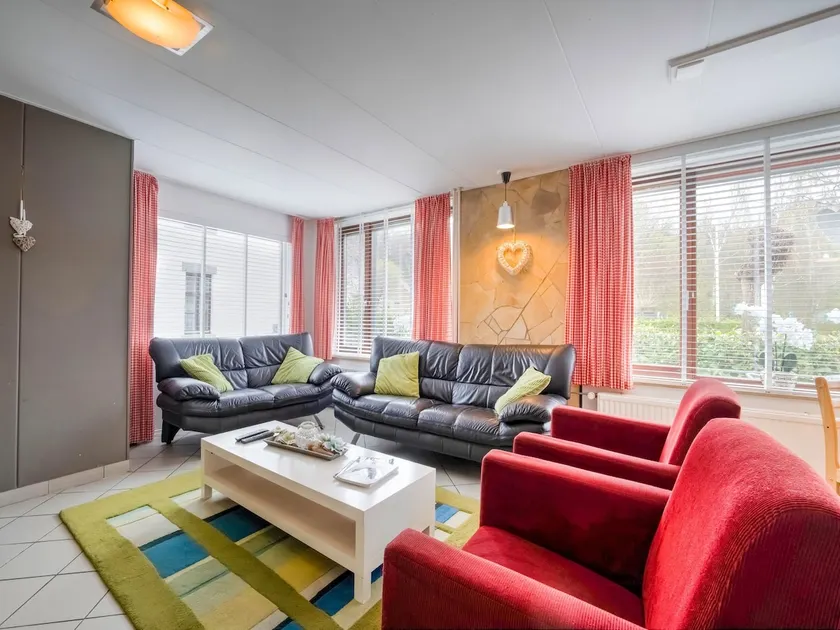 Chalet in Ulestraten near Maastricht - Image 1