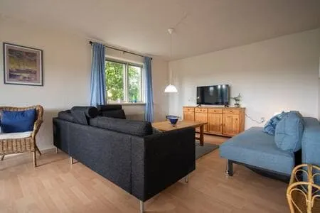 Odden-hus-mygdal - Image 1