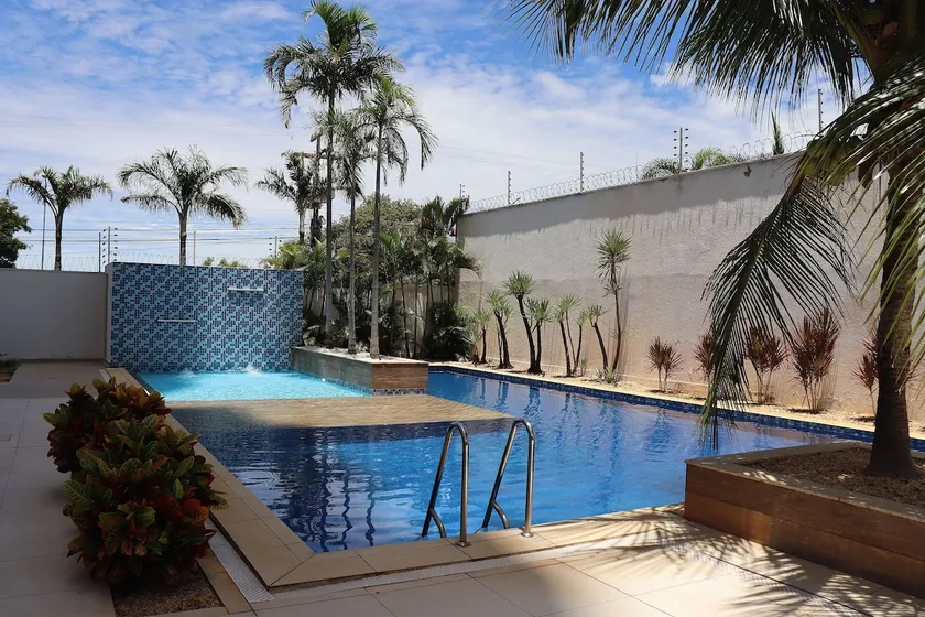 high-end apartment in the center - Image 1