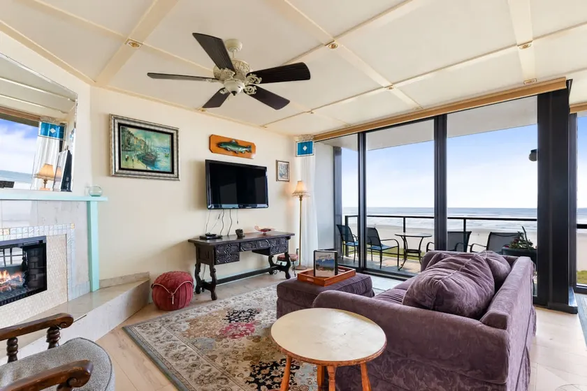 S&S608PntHouse Paradise:Spacious Top Flr Oceanfrnt - Image 1