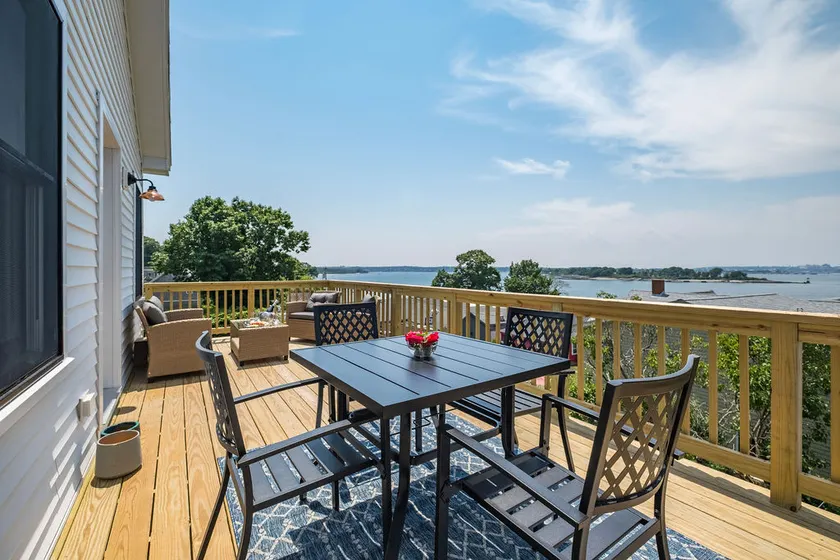 Peaks Island Casco Bay View Condo w/ Beach Access - Image 1