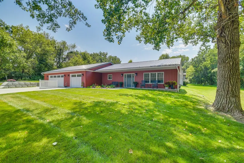 Newly Built Home Near Morrison Rockwood State Park - Image 1
