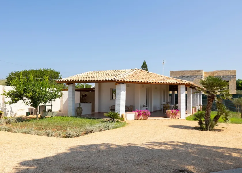 Maison de vacances 'Suite La Barracca' avec vue sur la mer, Wi-Fi et climatisation - Image 1