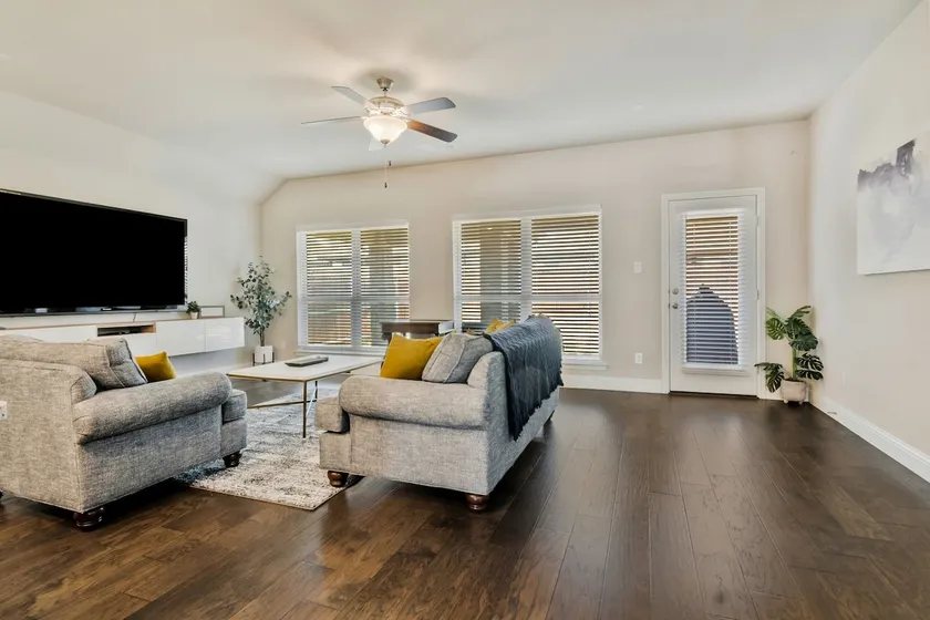 Stylish 3BR Near Lake & Downtown w/ Patio & WiFi - Image 1