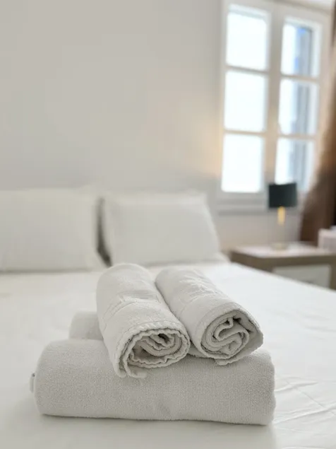 Central 1 Bedroom Apartment in Gibraltar - Image 1