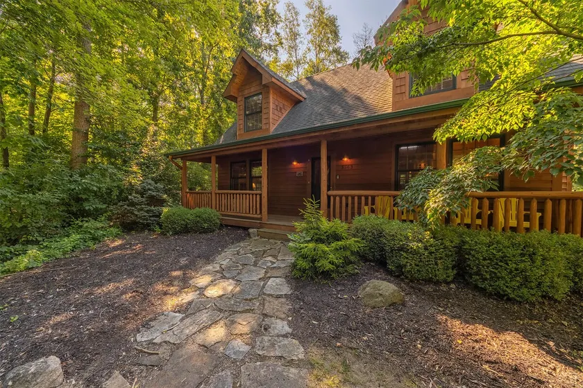 Bear Creek Lodge w/ Community Pool & Natural area - Image 1