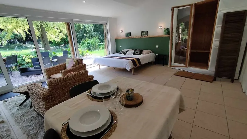 Loft with sauna overlooking park and animals near the sea - Image 1