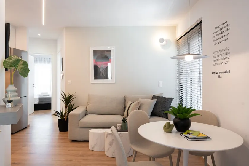Kosmos Luxury Residences - Image 1