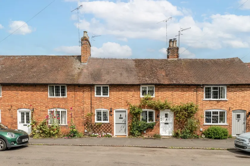 Poppy Cottage - Cosy 2 Bedroom, Perfect for Family! - Image 1