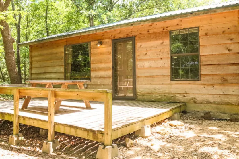 Bear Cave Cabin #11 - Rocky Point Cabins - Image 1