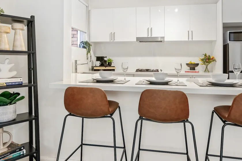 Urban Oasis in Toorak - Image 1