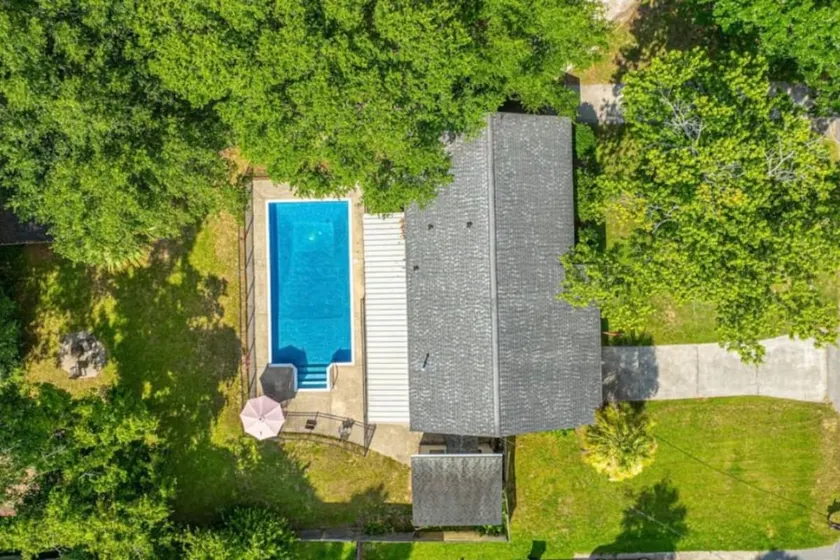 3BR Pool Home | Free Parking | Near Airport + DT - Image 1