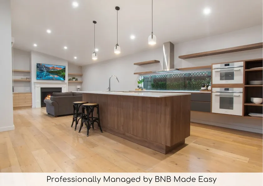 Thorne St Luxe Loft - CBD Location, Modern Design - Image 1