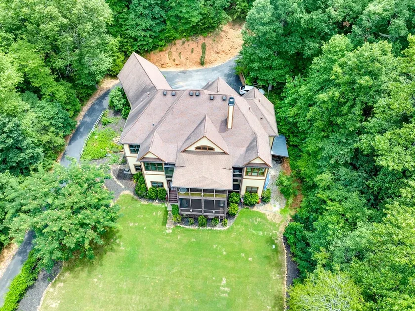 Soque River Sanctuary – Scenic Retreat with River - Image 1