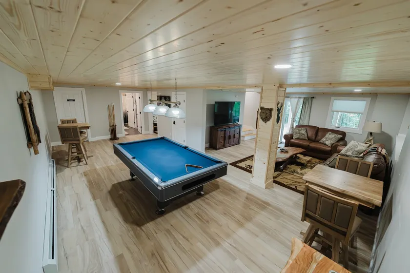 NEW! Modern Getaway - Hot Tub l Fire Pit l Pool table - Image 1