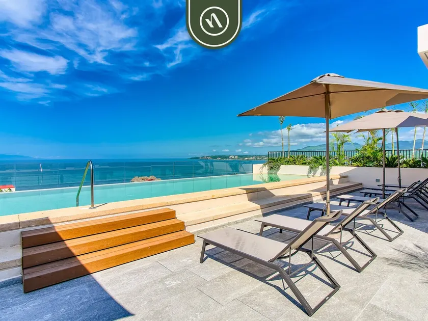 New 1 BR Condo with Amazing Rooftop Pool - Jacuzzi - Image 1