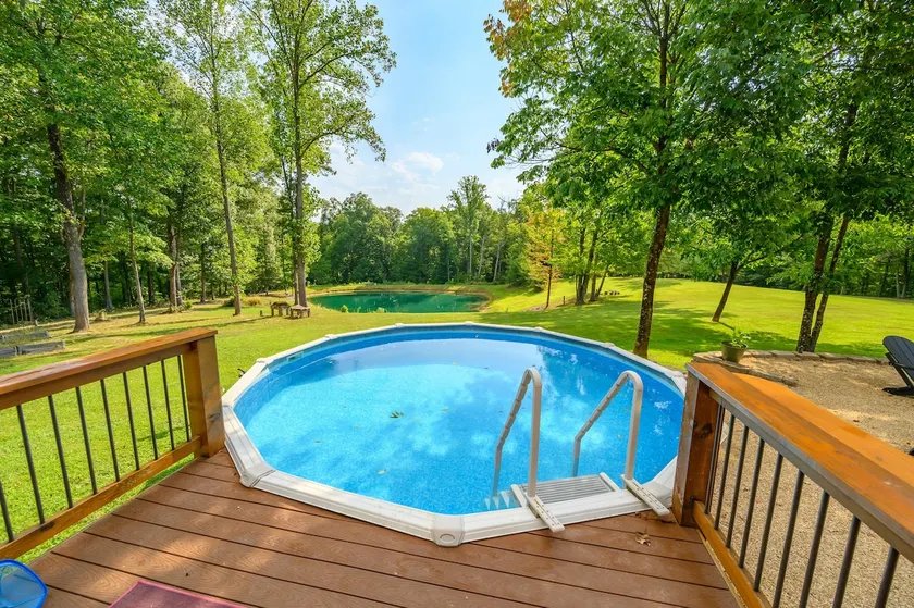 9 Oaks Log Cabin | Private Pool, Hot Tub + Lake - Image 1