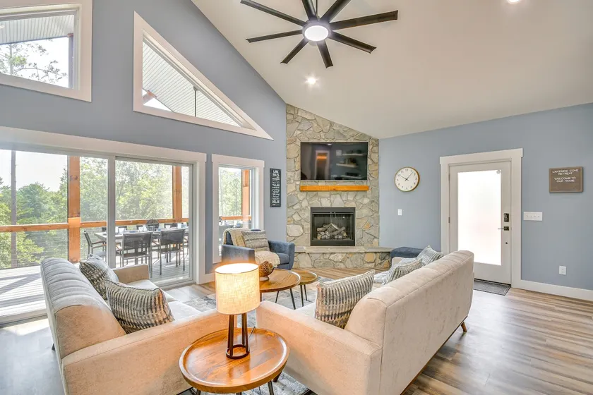 Hot Tub + Game Room! Family Connelly Springs Home - Image 1