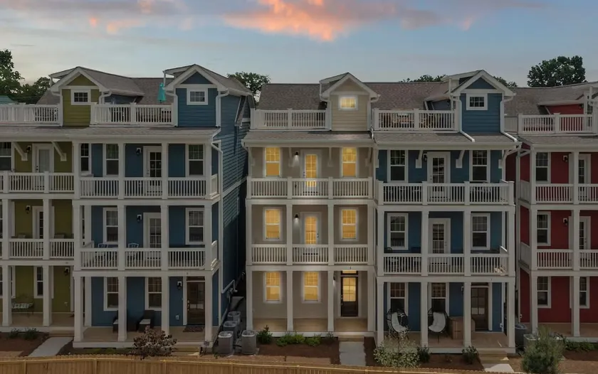 Lake House w/ Rooftop Views! 20 to Downtown Nash! - Image 1
