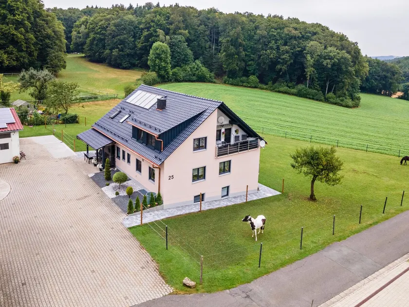 Appartamento 'Brunnerhof Vacanze in Campagna' con Terrazza e Giardino Comune - Image 1