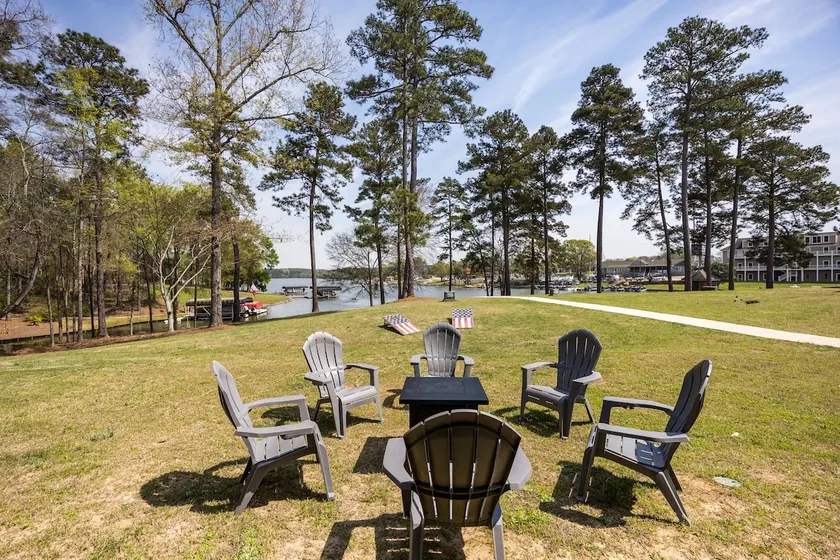 Waterfront on Lake Oconee | Pool, Kayaks + Firepit - Image 1