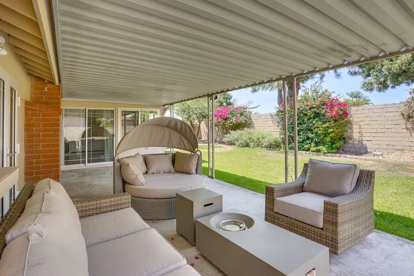 Huntington Beach Home: Fire Pit, Grill + More! - Image 1