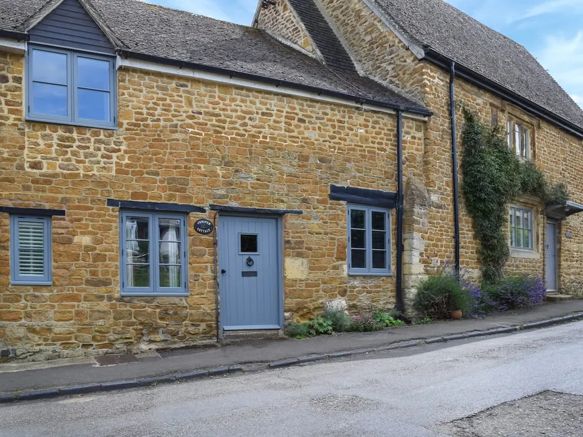 Juniper Cottage - Image 1