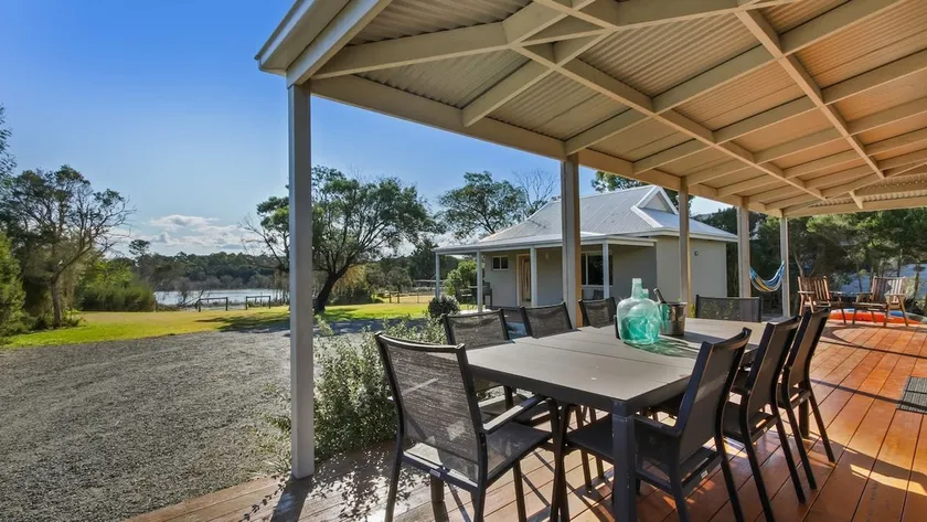 The Metung Crest - Spacious Family Retreat - Image 1