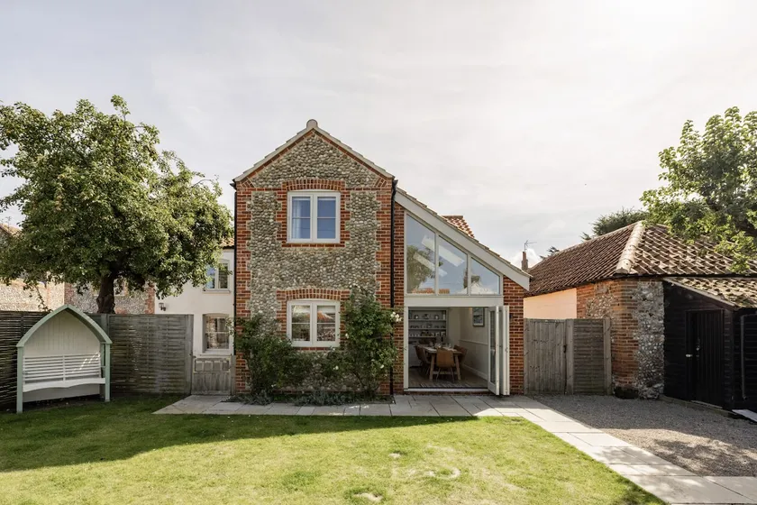 Blakeney House - Image 1