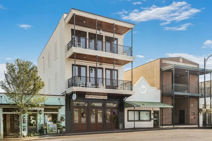 Luxury Condo Overlooking Downtown Fairhope #301 - Image 1