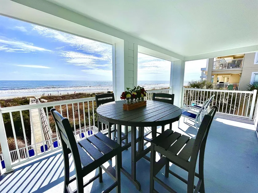 Oceanfront Belle Co- Au Coeur de la PIO; Condos supplémentaires disponibles - Image 1