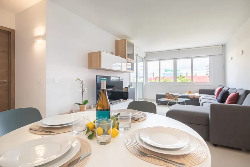 Puerto Banus Harbour View Apartment - Image 1