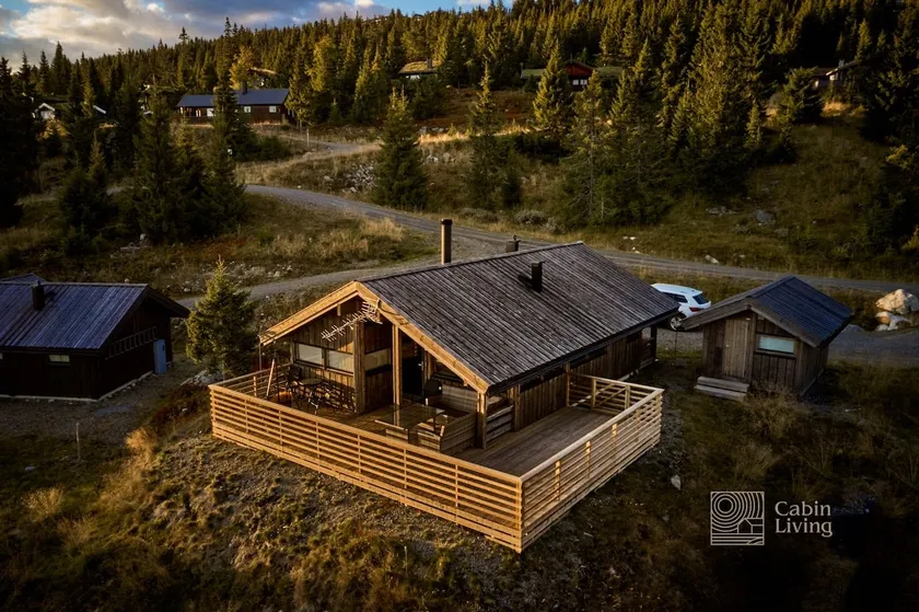 Modern sports cabin on Sjusjøen with sauna and waxing room - Image 1