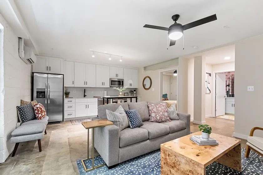 Spacious 2-Bedroom in Forest Hill with Parking - Image 1