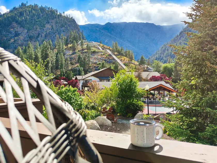 Tumwater Vista Retreat: Pool | Hot Tub | Mtn Views - Image 1
