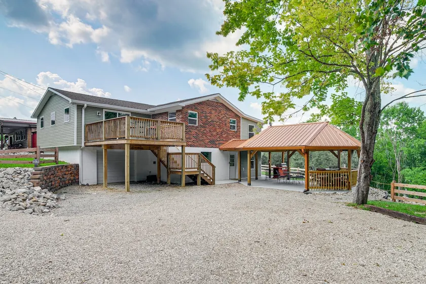 Waterfront Escape in Cub Run w/ Deck & Hot Tub! - Image 1