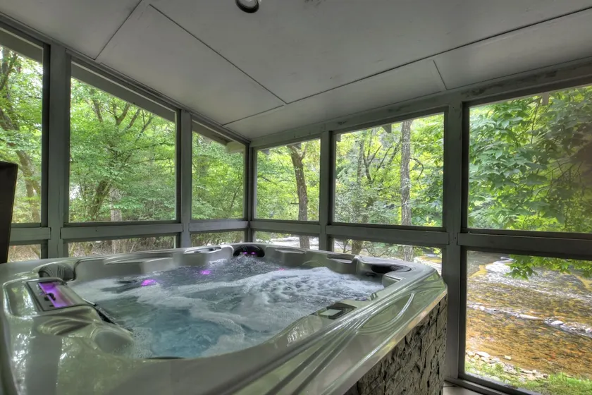 Riverside relaxation and all the comforts of home! - Aska River House - Image 1