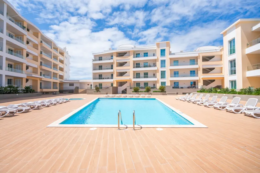 Lagos Marina View 4 With Pool by Homing - Image 1