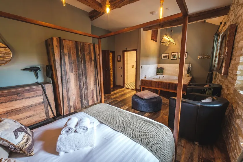 Presidential Cottage - Ultimate Couples' Retreat - Image 1
