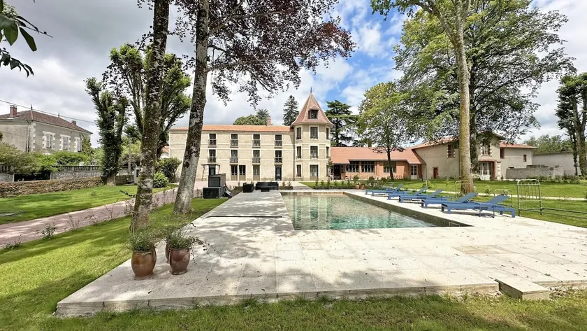 Gîte Du Manoir Des Perrières (Perrières Manor Cottage) - Image 1