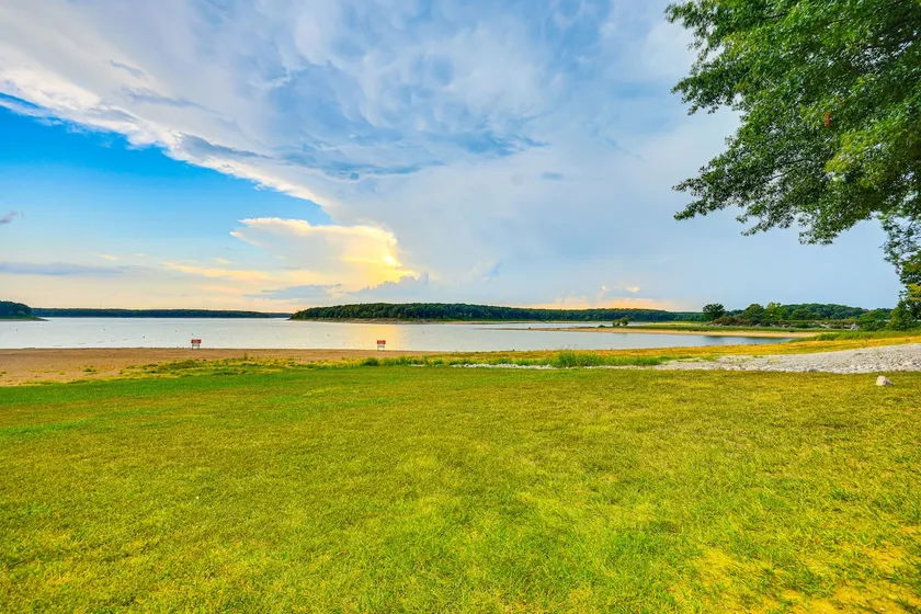 Family Condo By Mark Twain Lake & Jellystone Park - Image 1