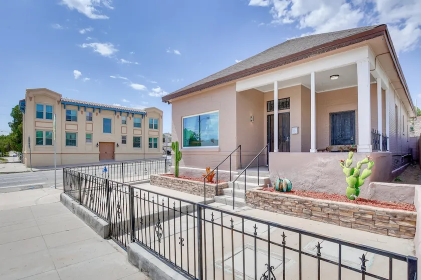 Downtown El Paso Home ~ 1 Mi to Medical Center St - Image 1